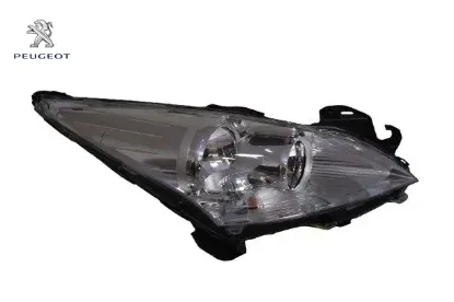 Far Sağ  3008-5008 Peugeot 6206.N9 resmi