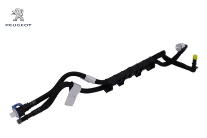 Yakit Hortumu Peugeot 1614203180 resmi