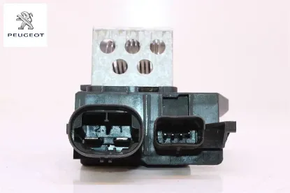 Fan Kumanda Rölesi 307-308-3008-ds3 Ds4 Peugeot  9673999880    9830143880 resmi