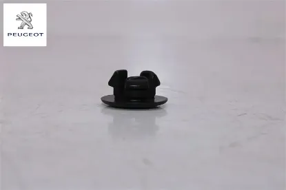 Kapak Peugeot 9331.GR resmi