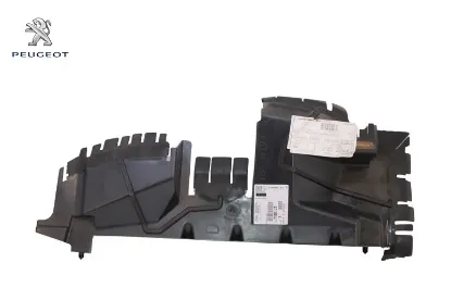 Ön Panel Sağ Havalandirma 3008 Peugeot 7104.JT resmi