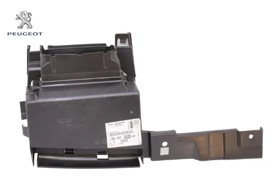 Ön Tampon İç Deflektörü    508(r8) Peugeot 9813769480 resmi