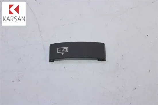 Buton Kapak Servis Kapisi  J10 Karsan K610904 resmi