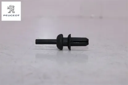 Perçin Peugeot 7588.KH resmi