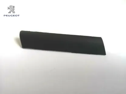 Sağ  Ön  Cam Fitili Küçük Peugeot 9334.92 resmi