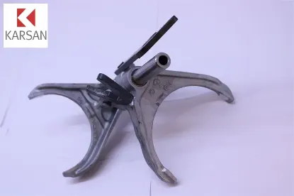 1/2 Vites Çatali Jest Karsan 2210056AA resmi