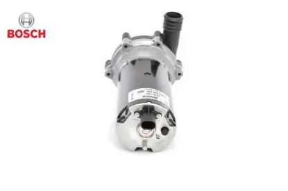 Ilave su pompası mercedes c218 a0005000386 resmi