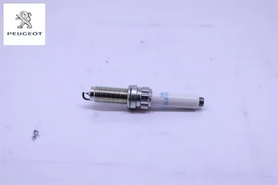 Ateşleme bujisi 1.2 eb2 tüm modeller 9833964280 resmi