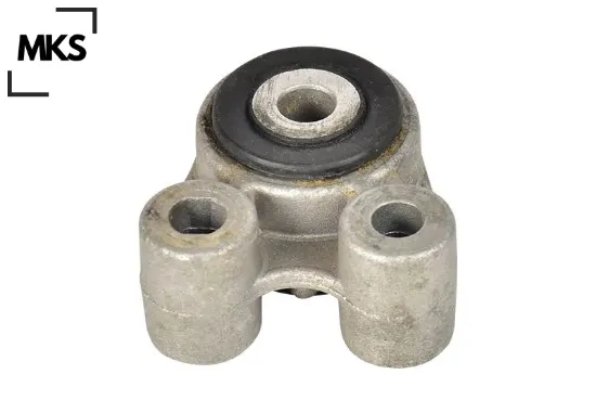 Şanzuman takozu focus ıı 04-12 cmax 03-07 10 s40 c30 c70 v50 3 03-09 mks 1370378/ 3m516p090ac resmi