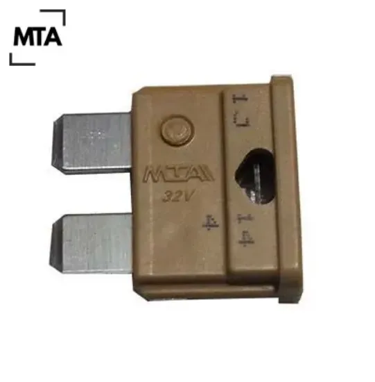 0600440 yassı sigorta 15 amper mavi mta 7701998058 resmi