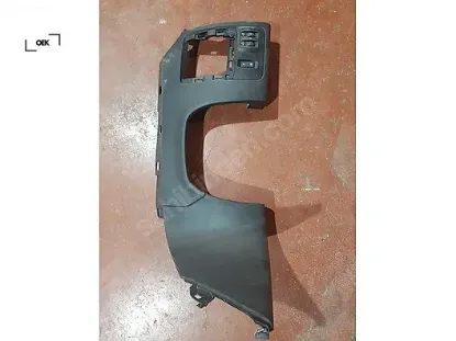 X direksiyon üst bakaliti mgn ıv sedan oek 484726422r resmi