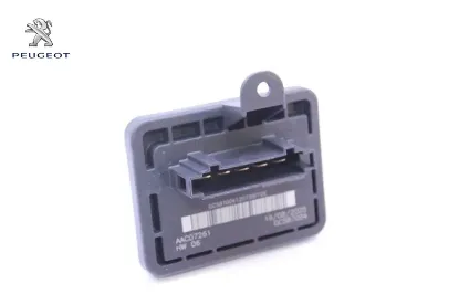 Kalorifer rezistansı peugeot 2008 1681055380  peugeot resmi