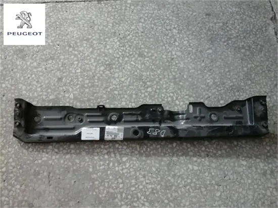 Ön panel alt travers 301 peugeot  resmi