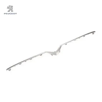 Amblem peugeot  resmi