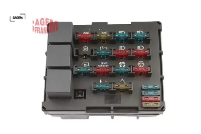 Sigorta kutusu doğan - kartal - şahin sagem 64800202 resmi