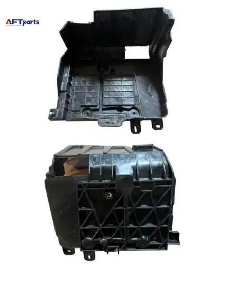 Akü alt tablası megane ıı 02 aft 8200467409 resmi