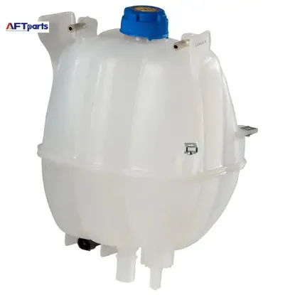 Genleşme kavanozu ducato 01 11 boxer 01 11 jumper 01 11 2.2d mtj 2.3d mtj 3.0d mtj aft 1340758080/ 1323y3 resmi