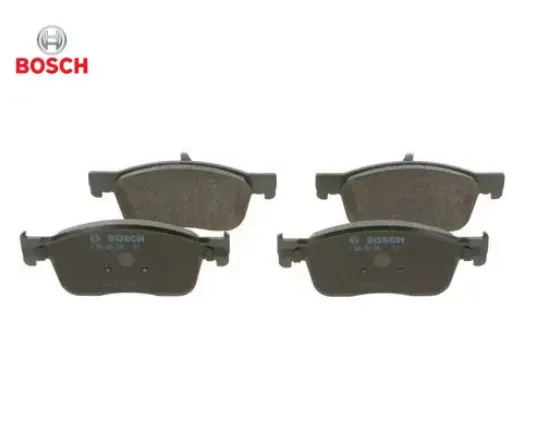 Ön fren balatası fıat scudo 23 zafıra lıfe 19 vıvaro c 19 jumpy ııı 16 expert 16 toyota proace 16 30 bosch 1613260780/ 1680791780/ 155253709 resmi