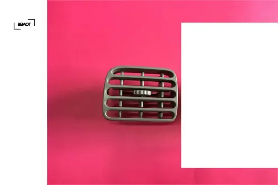 Orta havalandırma ızgarası sag grı : clıo bemot 7791057729 resmi