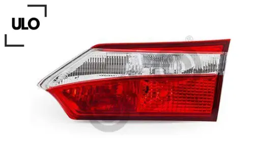 Stop lambası iç sağ toyota corolla 1.4l 1ndtv nde180 13-16. 1.6l 1zr-fe zre181 13-16. 1.33l 1nr-fe n Ulo 81581/ 02520 resmi