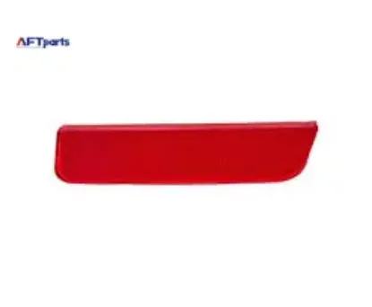 Arka tampon reflektörü sağ dacıa duster 11 > Aft 8200384036 resmi