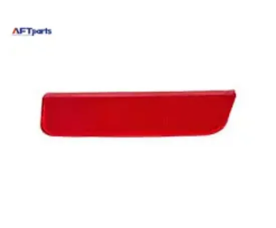 Arka tampon reflektörü sağ dacıa duster 11 > Aft 8200384036 resmi