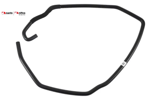 Yedek su depo hortumu c30 533 s40 ıı 544 v50 545 Nıfea 3M5H8C012CH/ 1425192/ 3M5H8C012CC/ 1252061/ 3M5H8C012CD/ 1306328/ 3M5H8C012CE/ 1320714/ 3M5H8C012CF/ resmi