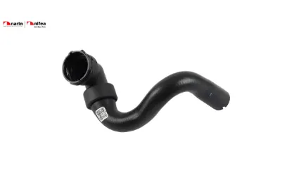 Radyatör çıkış hortumu corsa d (s07) corsa d kasa eğık arka (s07) vauxhall corsa mk ııı (d) (s07) va Nıfea 6336134/ GM 13191208/ 1337854/ GM 13302326 resmi