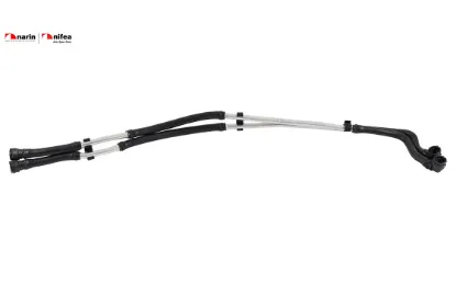 Soğutma hortumu a3 allstreet (8yh) a3 lımousıne (8ys) a3 sportback (8va, 8vf) a3 sportback (8ya) q3 Nıfea 5Q0819885C/ 5Q0819885B/ 5Q0819885A resmi