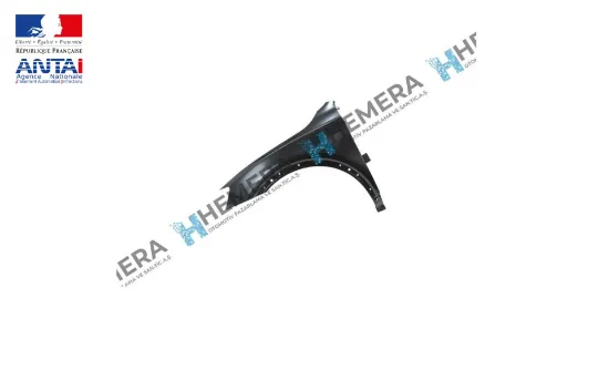 Çamurluk ön sol q3 2012> 8u0821105 resmi