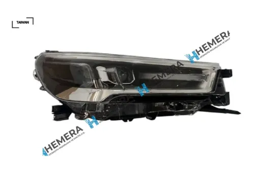 Far ön sağ hılux ledli hılux 2020-2023 811100kk90/ 811100kl01/ 811100kl02/ 811100kt90 resmi
